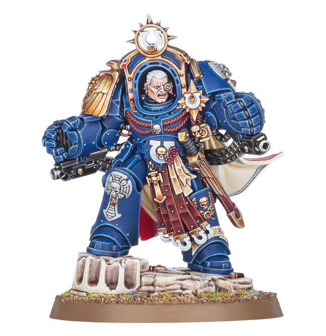 Marneus Calgar in Armour of Antilochus - view 1