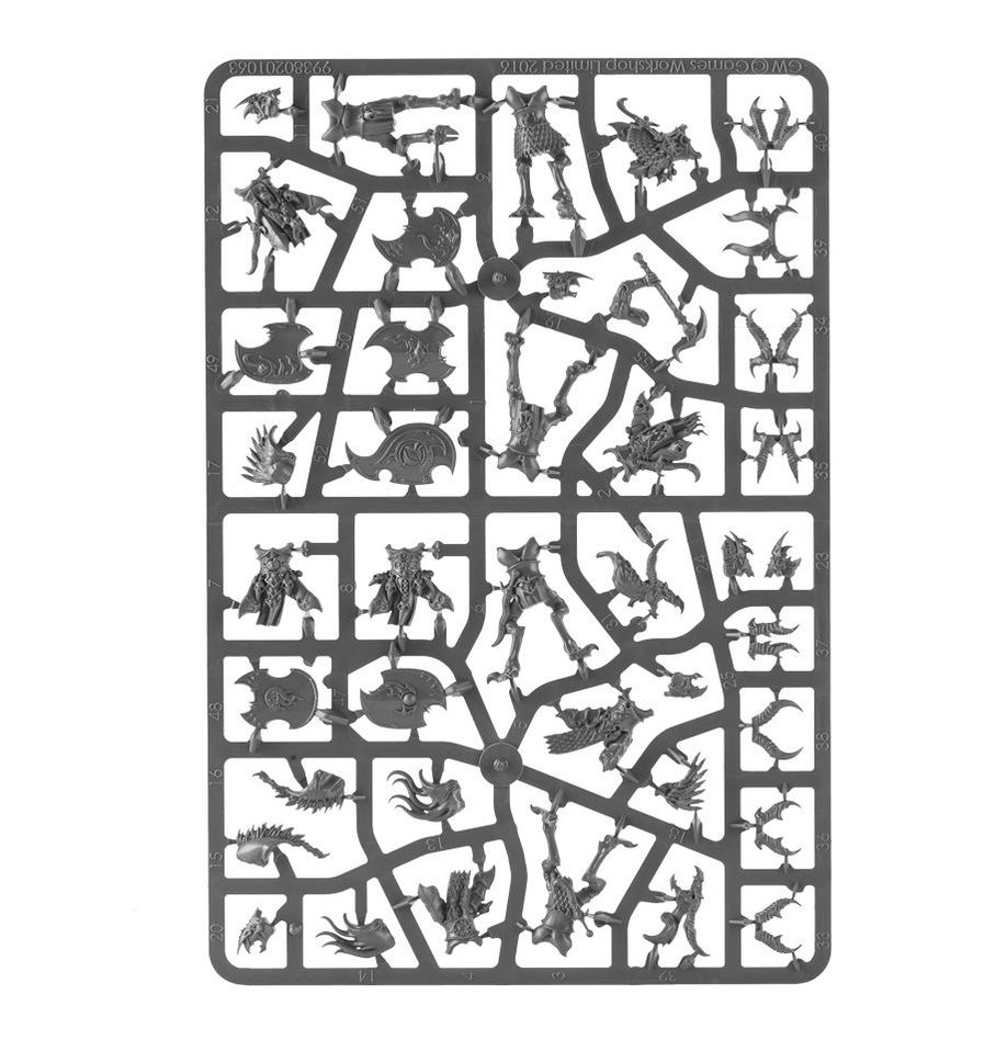 Skupina Tzaangorů připravená k boji