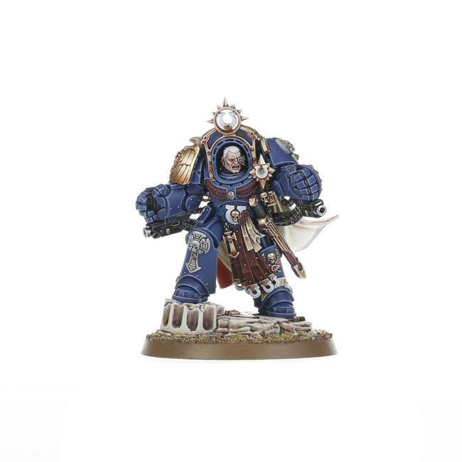 Marneus Calgar in Armour of Antilochus - view 2