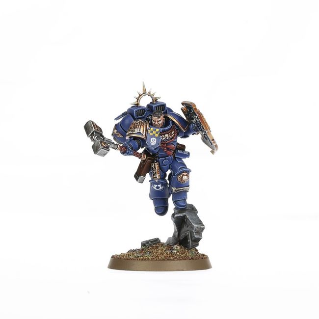 Captain with Jump Pack and Relic Shield - view 2
